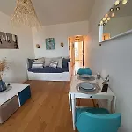 Vue A *