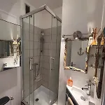 Vue A *